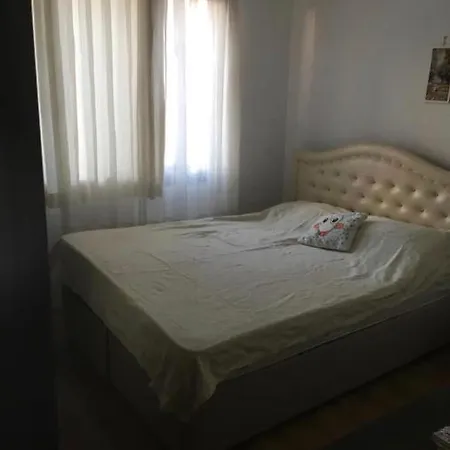 Merkezde Sezonluk 1+1 Daire Apartment *